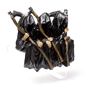 Faucheuses assises sur un banc